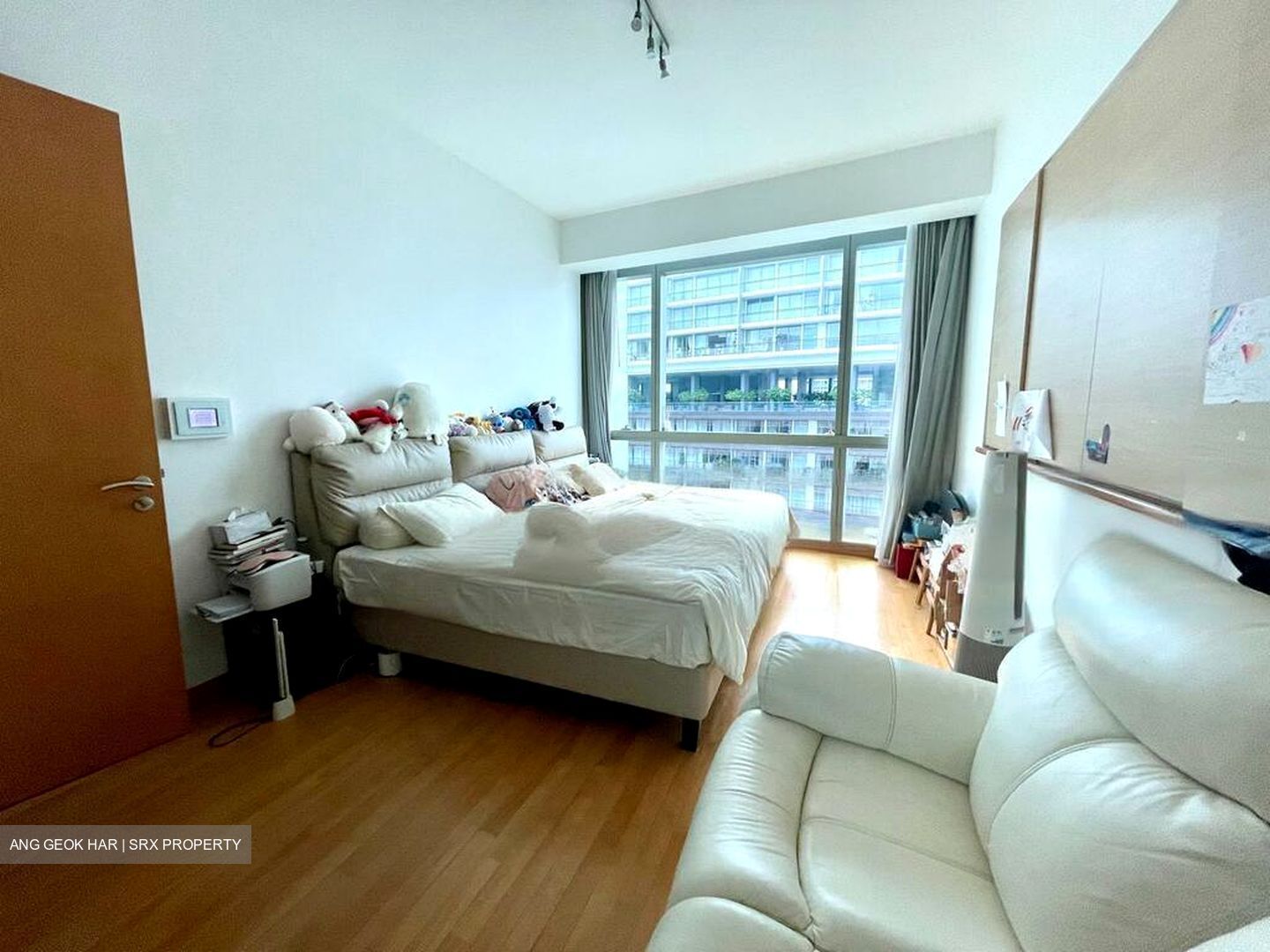 The Light @ Cairnhill (D9), Condominium #567603541